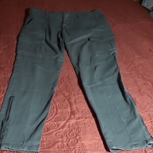 Almost Famous Men's Dark Gray Cargo Pants